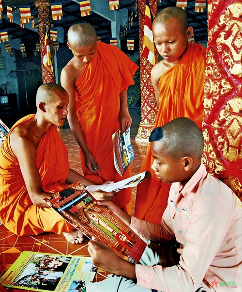 Chăm lo đời sống tinh thần cho đồng bào Khmer